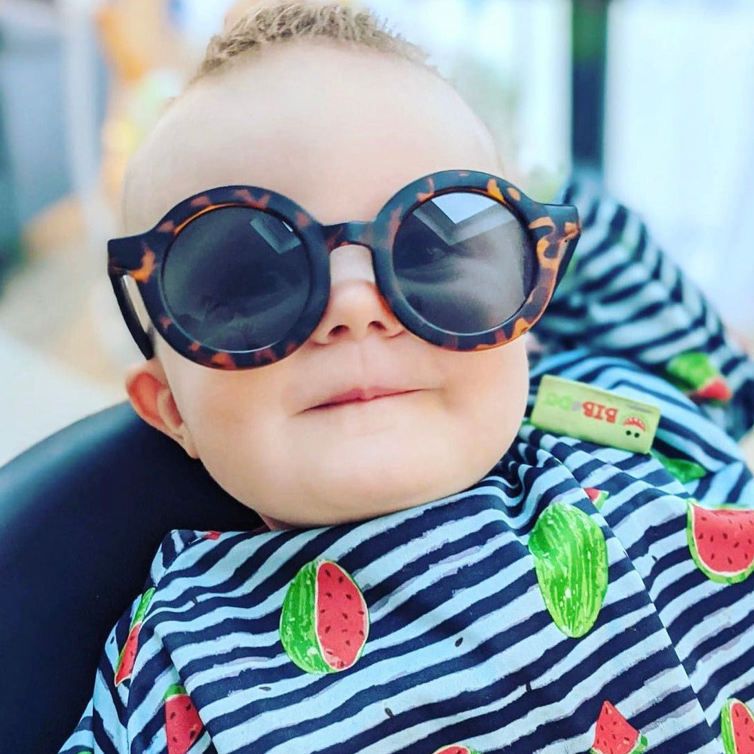 Round Framed Sunglasses